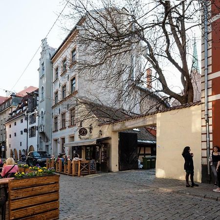 Old Riga Aldaru Street 2 Level Apartment With Terrace Exterior photo