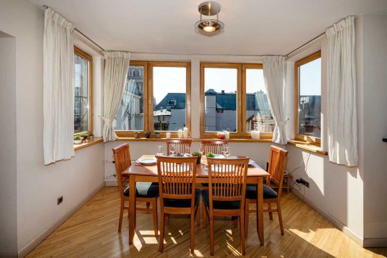 Old Riga Aldaru Street 2 Level Apartment With Terrace Exterior photo